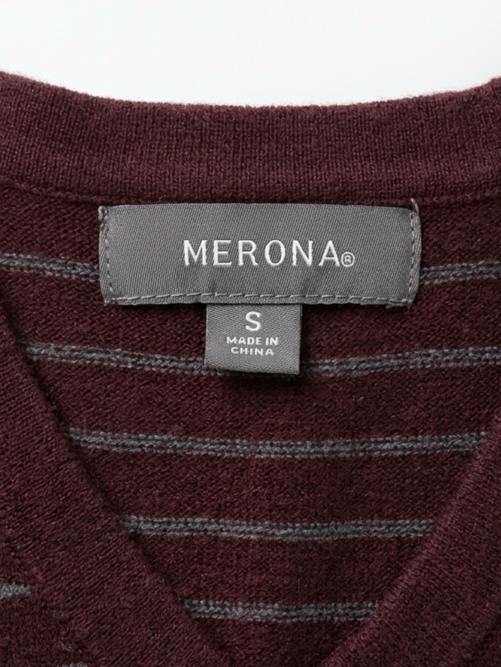 Merona Burgundy 90’s V-Neck Sleeveless Sweater with Gray Pinstripes 100% Cotton - Picture 2 of 3